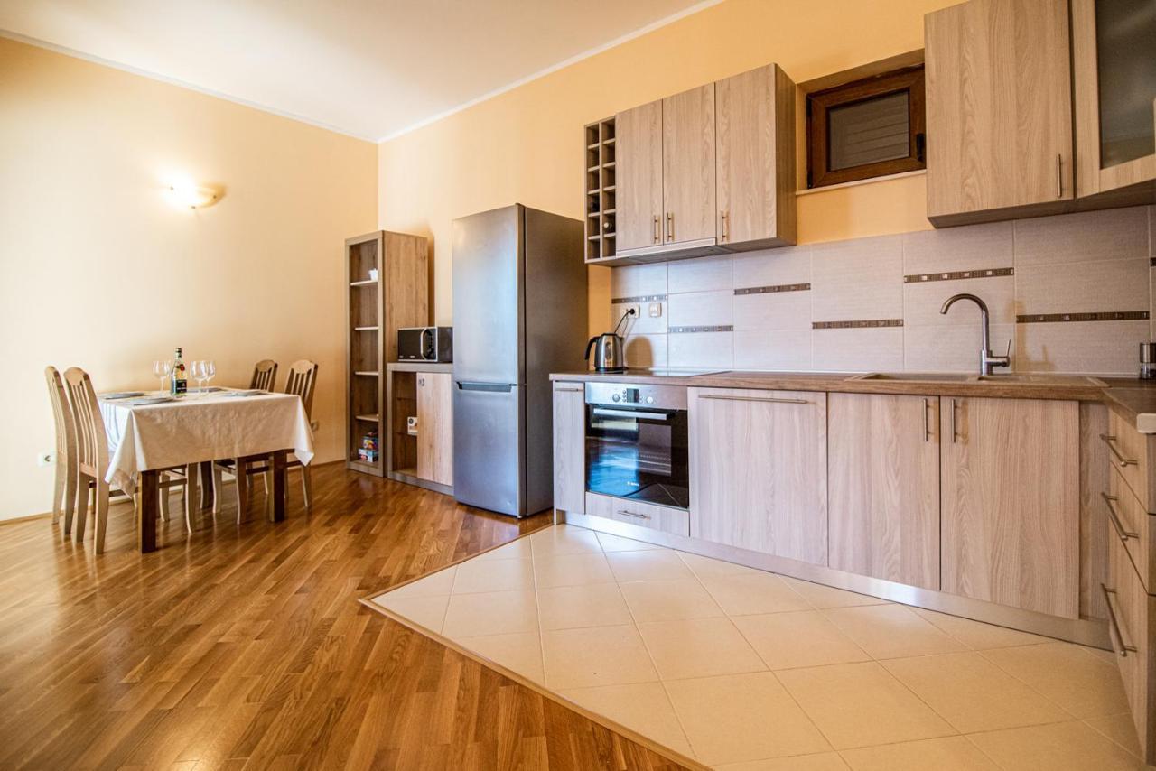 Boka Apartment Baošići Esterno foto